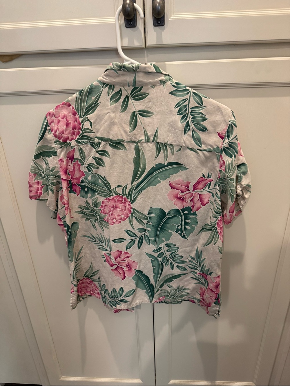 Tommy Bahama Pink Pineapple & Green Leaf Short-Sleeve Button-Down